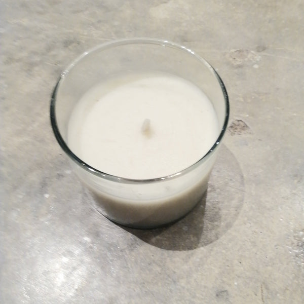 BEESWAX & VCO CANDLE